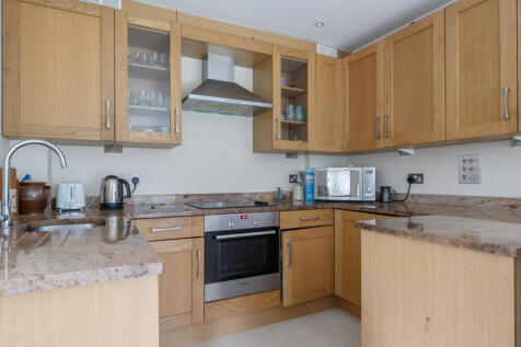 1396730-9-695fb5c...