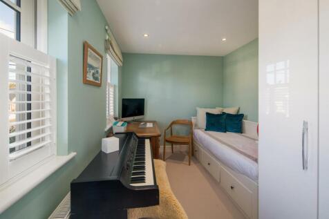 Study/Bedroom 5