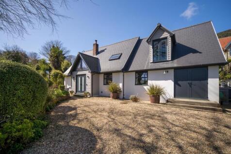 Front Elevation &amp; Driveway