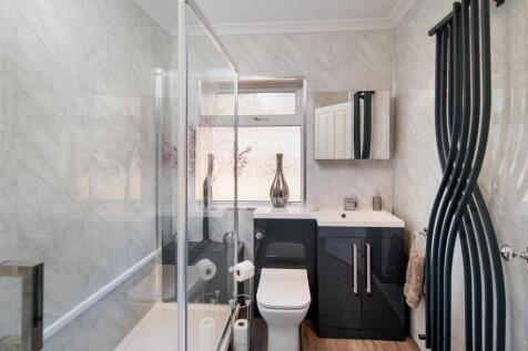 Shower Room.jpeg
