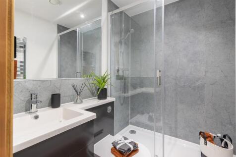 En Suite Shower Room