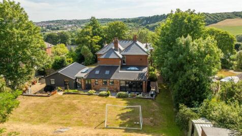 Property Image 32