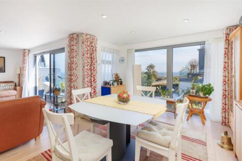 Open-Plan Dining Area