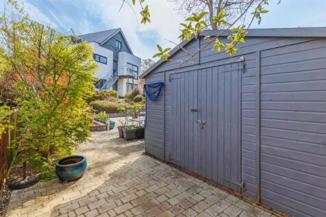 Shed