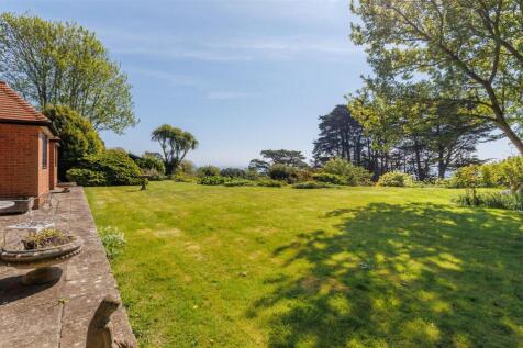South Facing Lawn