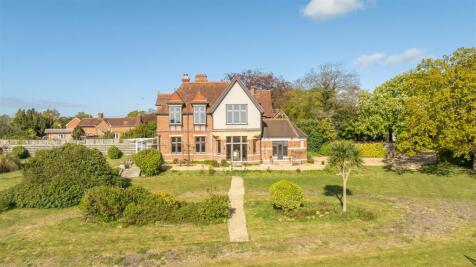 Oakfield Grange