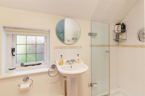 Shower Room En-Suite