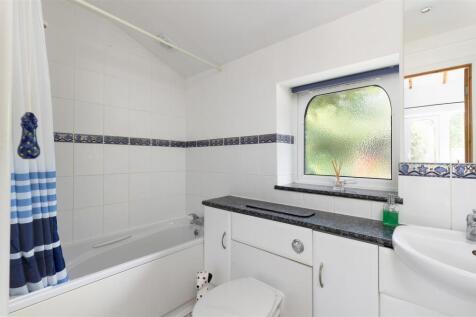 Bathroom En-Suite