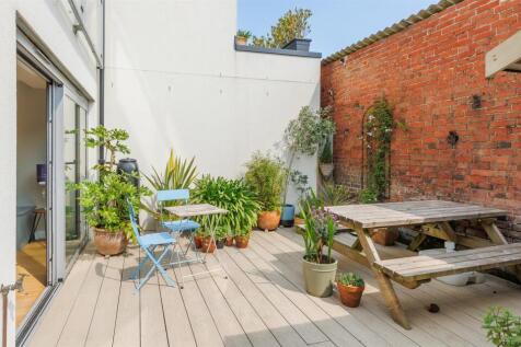 Courtyard Garden