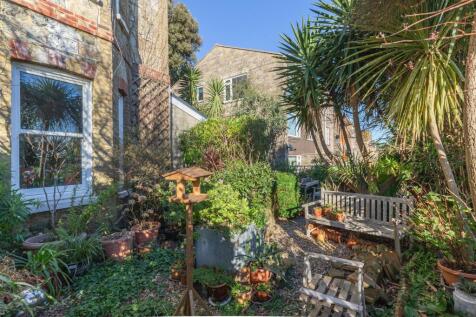 Courtyard Garden