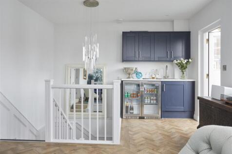 Bar opening to Roof Terace