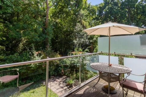 Rear Balcony