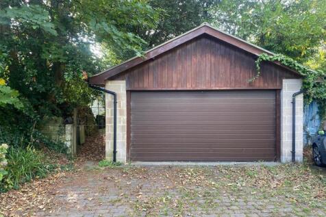 Double Garage