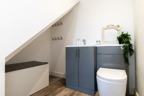 Guest Cloakroom