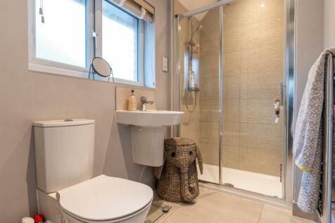Ensuite To Master