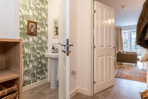 Guest Cloakroom