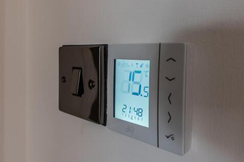 THERMOSTAT