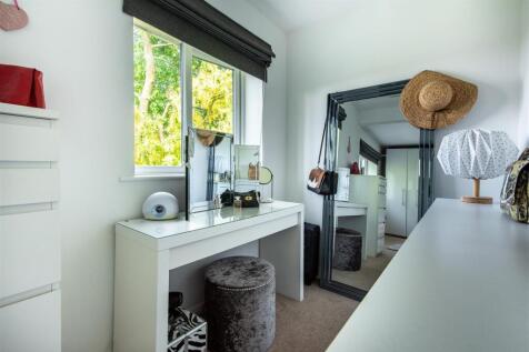 Dressing area