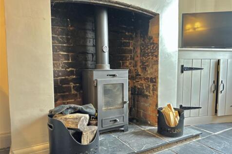 LOG BURNER