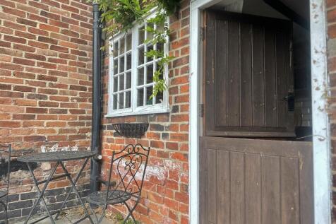 STABLE DOOR
