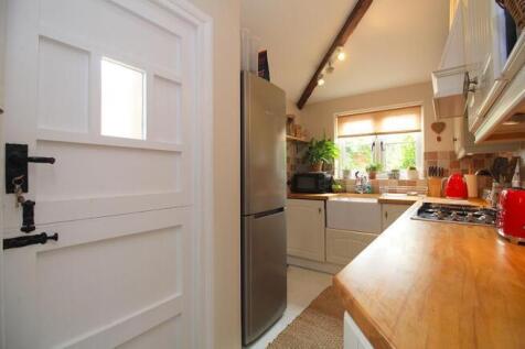 Kitchen 3.jpeg