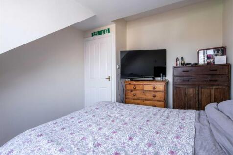 Double Bedroom