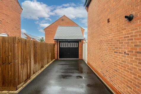 Driveway &amp; Garage