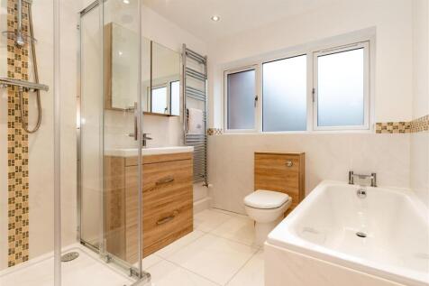 Ground Floor Bathroom