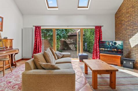 Property Image 8