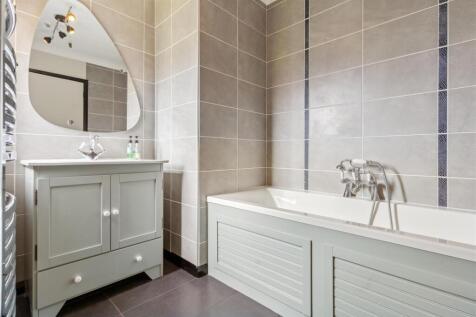 BATHROOM: