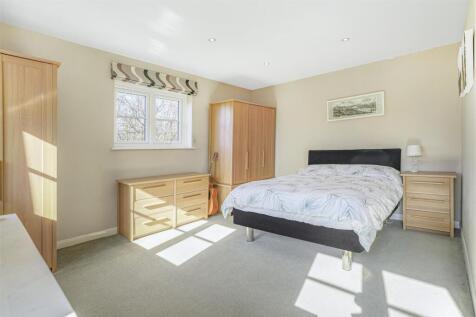 10089bed1.jpg