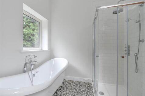 0144ensuite1.jpg