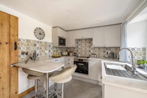 1363592-2-68e542a...