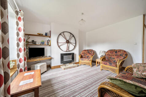 1363592-6-68e5437...