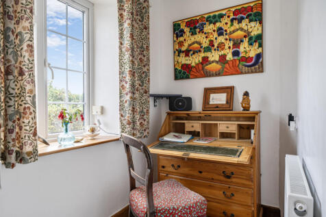 1363592-4-68e5432...