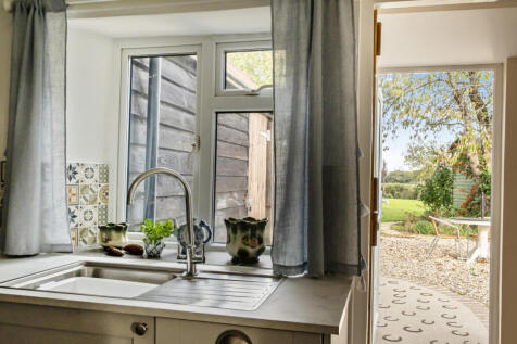 1363592-28-68e54f...