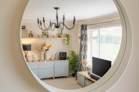 1372231-21-68f8d7...