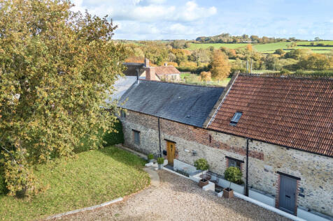 1369543-8-68ffb15...