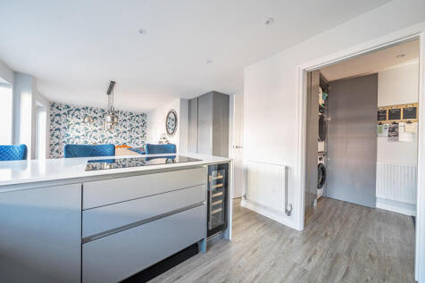 1376998-5-6911e90...