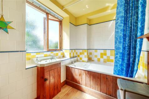 Main bathroom
