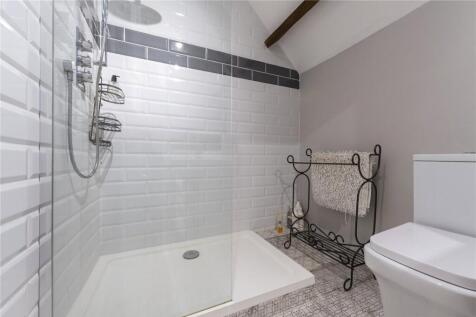 Bed 1 En-Suite