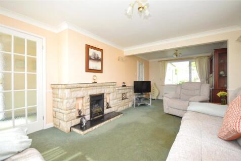 Sitting/Dining Room