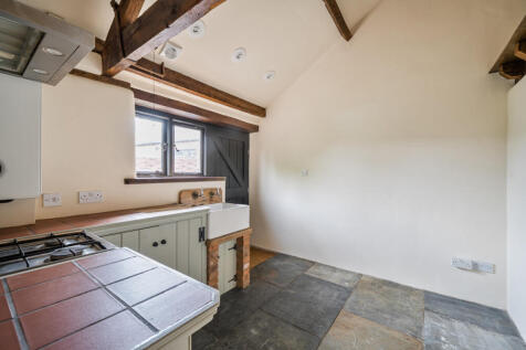 1365113-8-68f0f37...