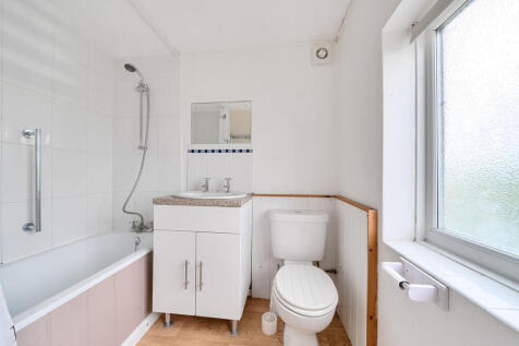 1361972-17-68ee8e...