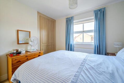 1372734-10-68fb88...