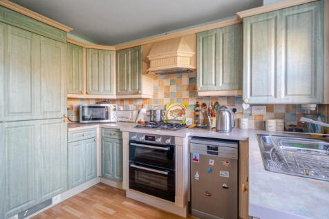 1372734-15-68fb89...