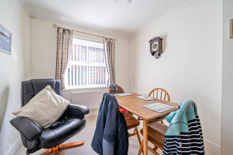 1372734-19-68fb89...