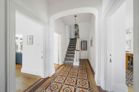 Hallway/Stairs