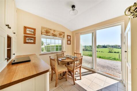 Breakfast Room