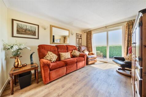 Sitting Room/Bed 4